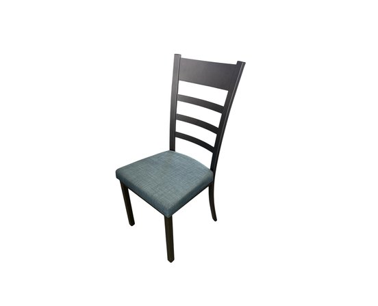 Table with 4 chairs by Amisco