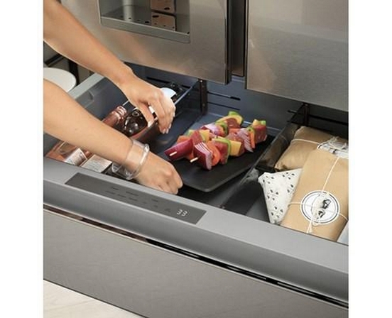 Café 36-Inch 27.8 Cu. Ft. French 4-Door Refrigerator - CVE28DP2NS1