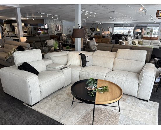 Sectionnel inclinable motorisé et appui-tête motorisé de Kuka