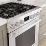 Bosch 30-Inch Freestanding Gas Range With Convection Technology - HGS8055UC