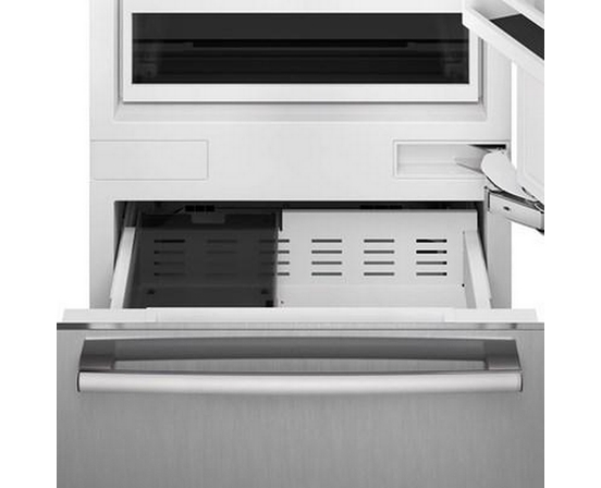 Bosch 30-Inch, 16.5 Cu.Ft. Built-In Bottom Freezer With Wi-Fi Connect - B30BB130SS