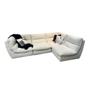 Delano sectional