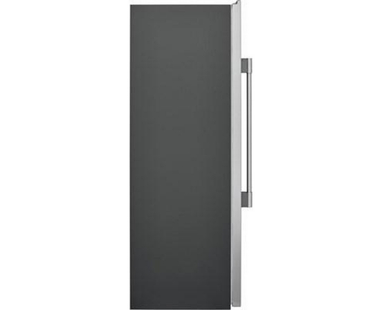 Frigidaire Professional 33-Inch, 18.6 Cu.Ft. Built-In All Refrigerator With Even Temp Cooling System - FPRU19F8WF