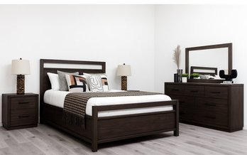 King Size 4-pc Vista Bedroom Set by Mako