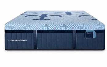 Stearns & Foster Londynn Hybrid Semi-Firm Mattress King Size 78 in.
