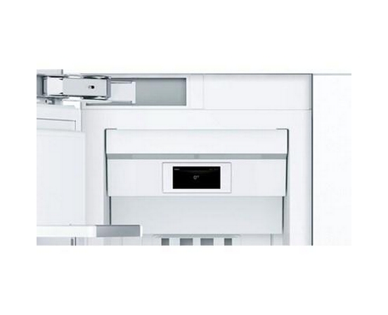 Bosch 8.6 Cu.Ft. Upright Freezer With Wi-Fi Connect - B18IF905SP/01