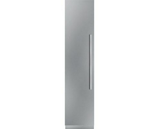Thermador 18-Inch Built-In Upright Freezer With Ice Maker - T18IF905SP