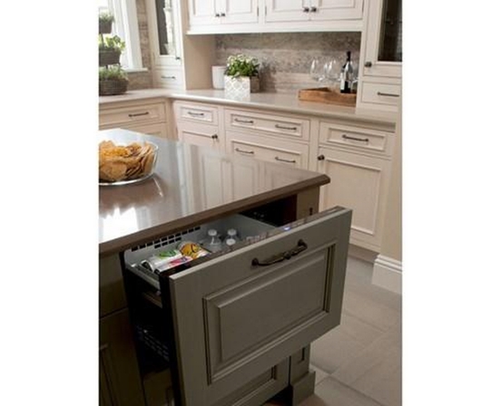 Thermador 24-Inch, 4.3 Cu.Ft. Built-In Drawer Refrigerator/Freezer - T24UC905DP