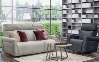 Power Reclining Sofa by Elran