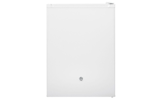 GCE06GGHWW - GE 5.6 Cu. Ft. Compact Refrigerator