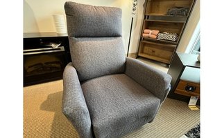 Inclining armchair by Elran