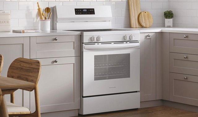 Frigidaire 30 in. Range with EvenTemp technology - FCRE306CAW | Accent ...