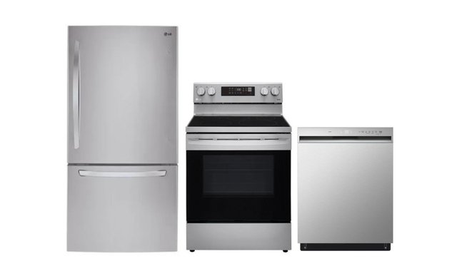 LG Kitchen set - LRDNS2200S-LREL6323S-LDFC3532S