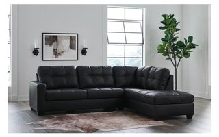 2-Piece Sectional with Right Chaise Barlin Mills by Benchcraft