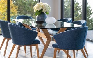 Canadel rectangular glass dining table from the DOWNTOWN collection - CL GRE04072CL05MDPNF