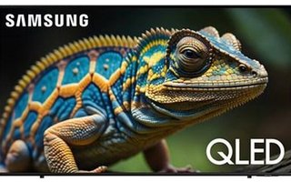 32'' QLED Ultra 4K television by Samsung
