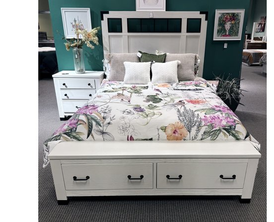 Magnussen bedroom set