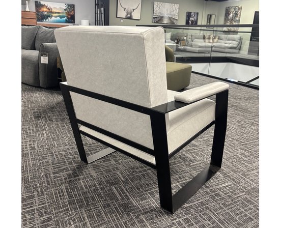 Fauteuil d'appoint en fer forgé