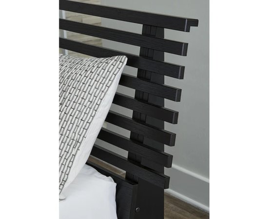 Ashley 60-inch Platform Bed with Slatted Headboard 