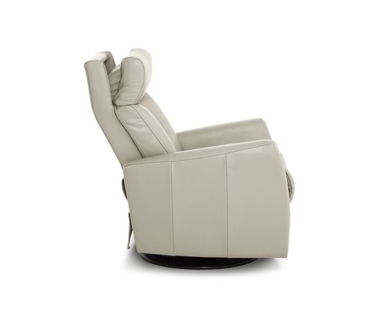 PRODIGY II motorized rocking recliner chair by Palliser