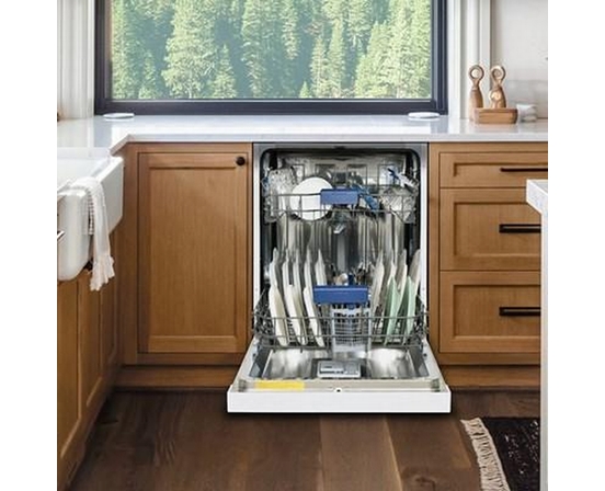 Danby Built-In Dishwasher - DDW2400EW