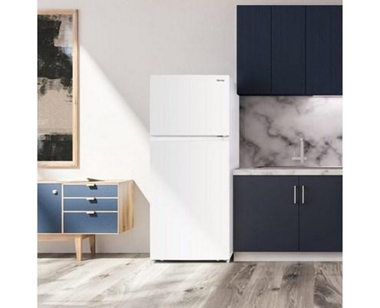 Danby 28-Inch, 18 Cu. Ft. Freestanding Top Freezer Refrigerator - DFF176B1WDB