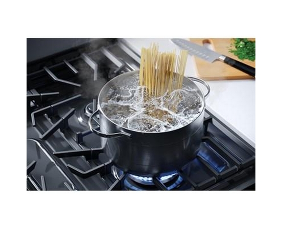 Frigidaire 30-Inch Freestanding Gas Range - FCFG3083AS