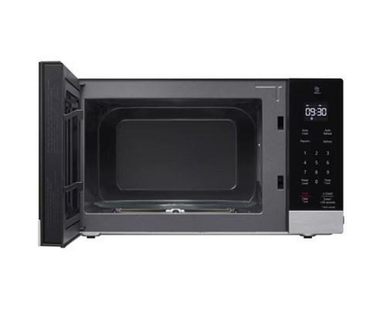 LG 18-Inch, 0.9 Cu. Ft. Neochef™ Countertop Microwave With Smart Inverter - MSER0990S