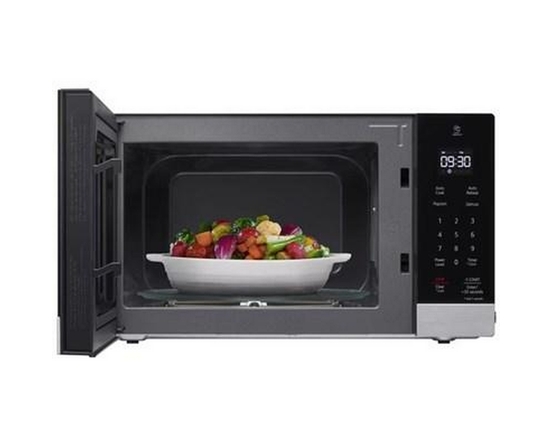 LG 18-Inch, 0.9 Cu. Ft. Neochef™ Countertop Microwave With Smart Inverter - MSER0990S