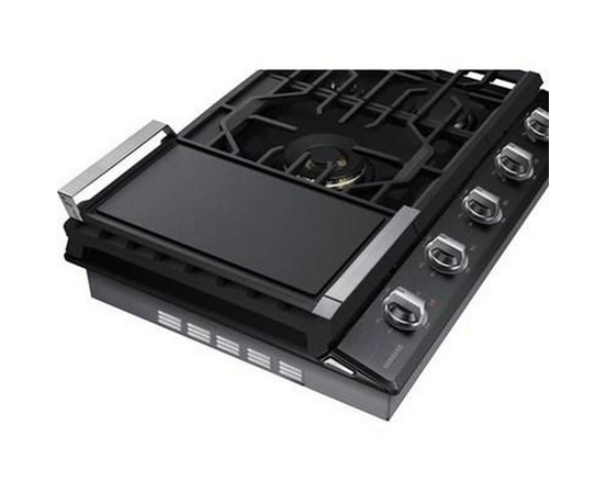Samsung 36-Inch Built-In Gas Cooktop With Wi-Fi And Bluetooth Connected - NA36N7755TG/AA