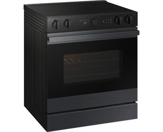 Samsung 6.3 Cu. Ft. Bespoke Smart Slide-In Electric Range - NSE6DG8500MT/AC