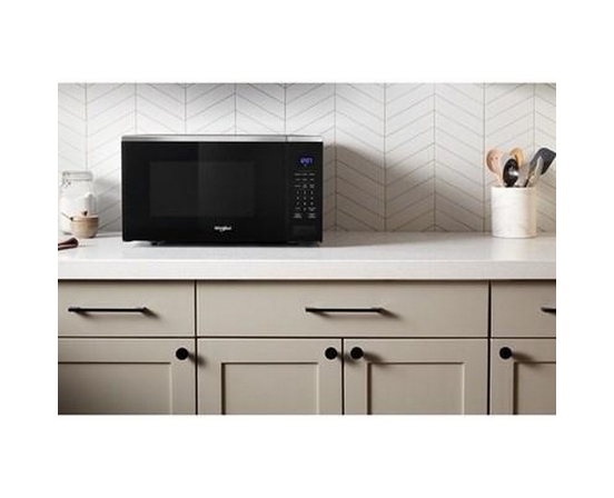 Whirlpool 22-Inch, 1.6 Cu. Ft. Countertop Microwave Oven - YWMCS7022SZ