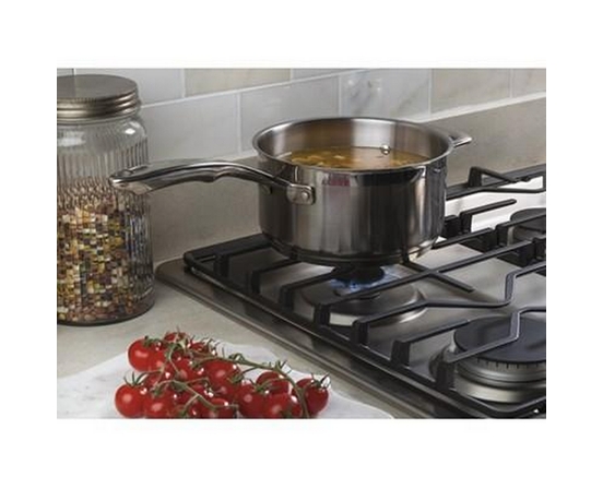 GE 30-Inch Built-In Gas Cooktop - JGP3030SLSS