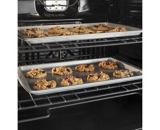 GE 27-Inch, 4.3 Cu. Ft. Built-In Single Wall Oven - JKS3000DNWW