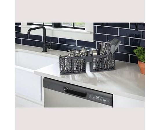 GE Built-In Dishwasher With Power Cord - GDF511PGRBB