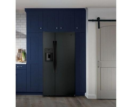 GE 33-Inch, 23 Cu. Ft. Side-By-Side Refrigerator With Water And Ice Dispensing System - GSS23GGPBB