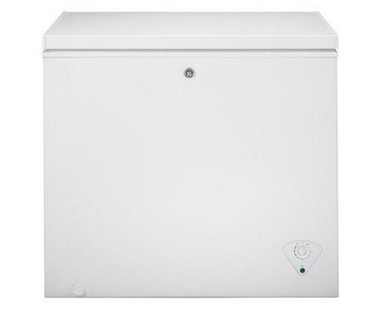 GE 7 Cu. Ft. Chest Freezer With Adjustable Temperature Control - FCM7STWW
