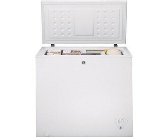 GE 7 Cu. Ft. Chest Freezer With Adjustable Temperature Control - FCM7STWW